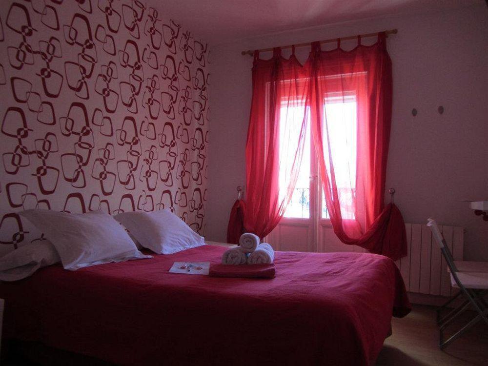 Hostal Flat55Мадрид Экстерьер фото