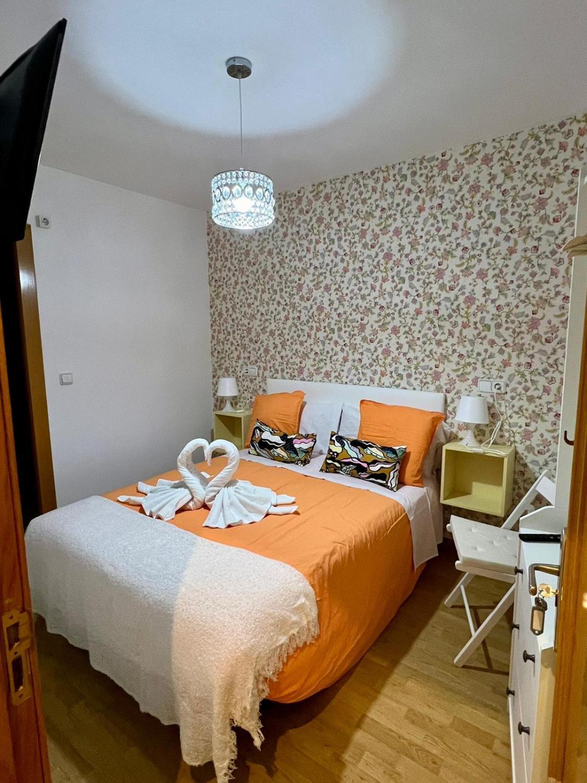 Hostal Flat55Мадрид Экстерьер фото