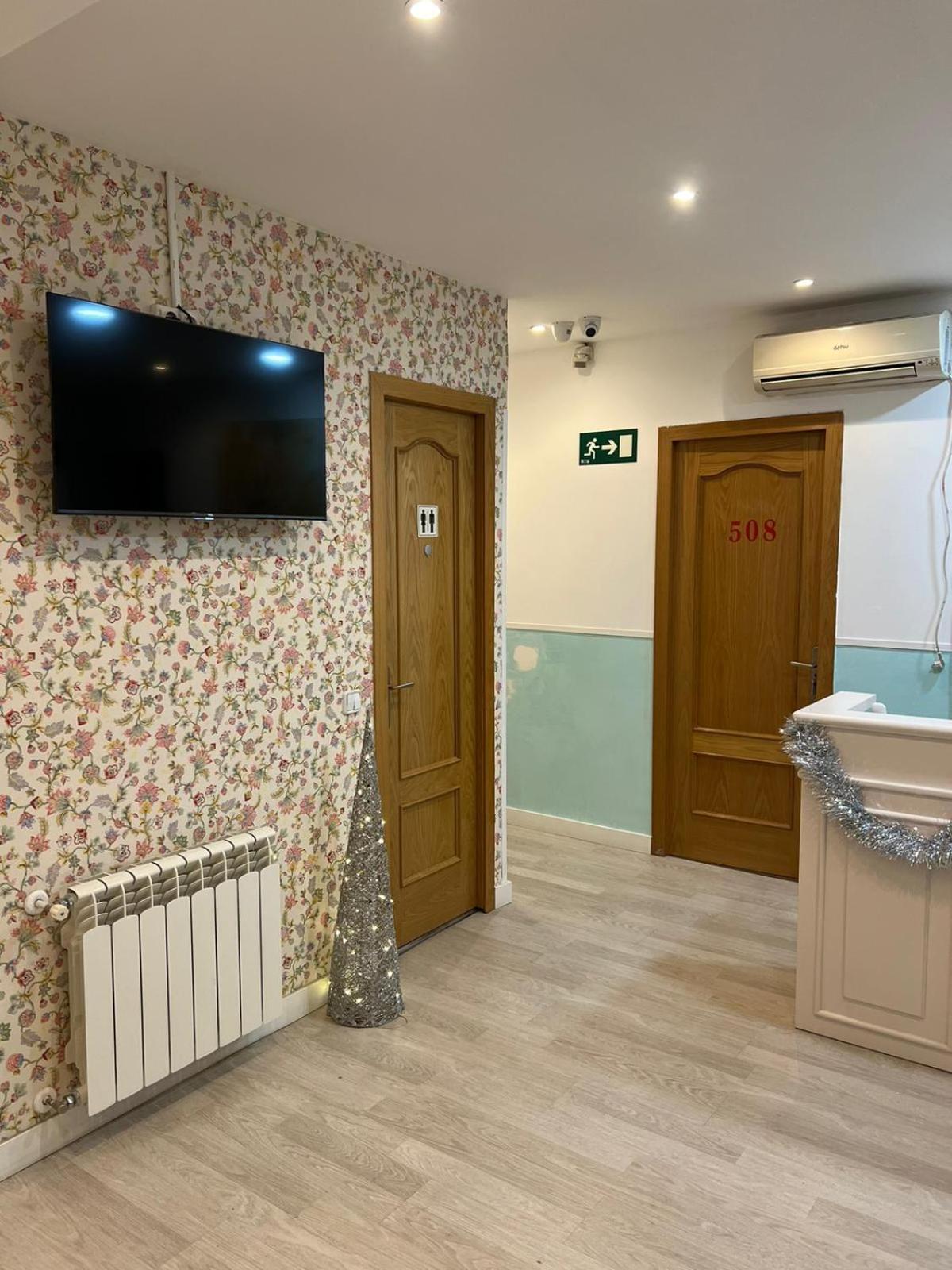 Hostal Flat55Мадрид Экстерьер фото