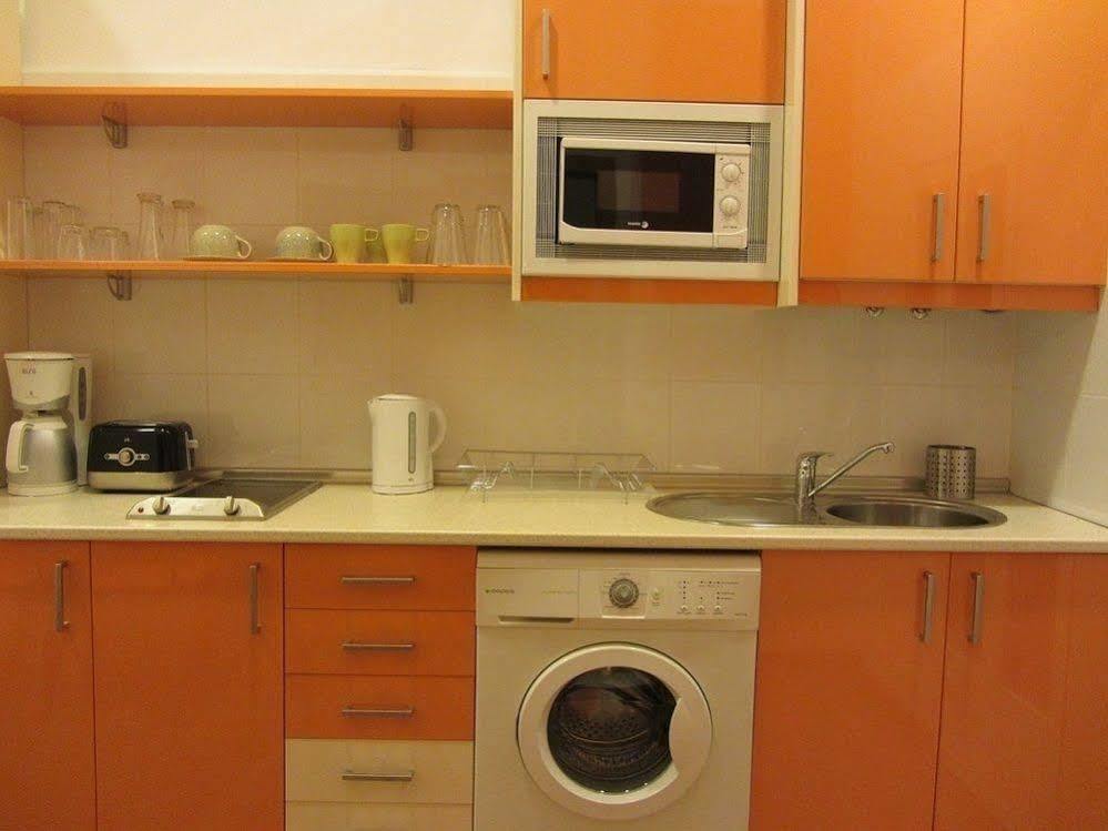 Hostal Flat55Мадрид Экстерьер фото